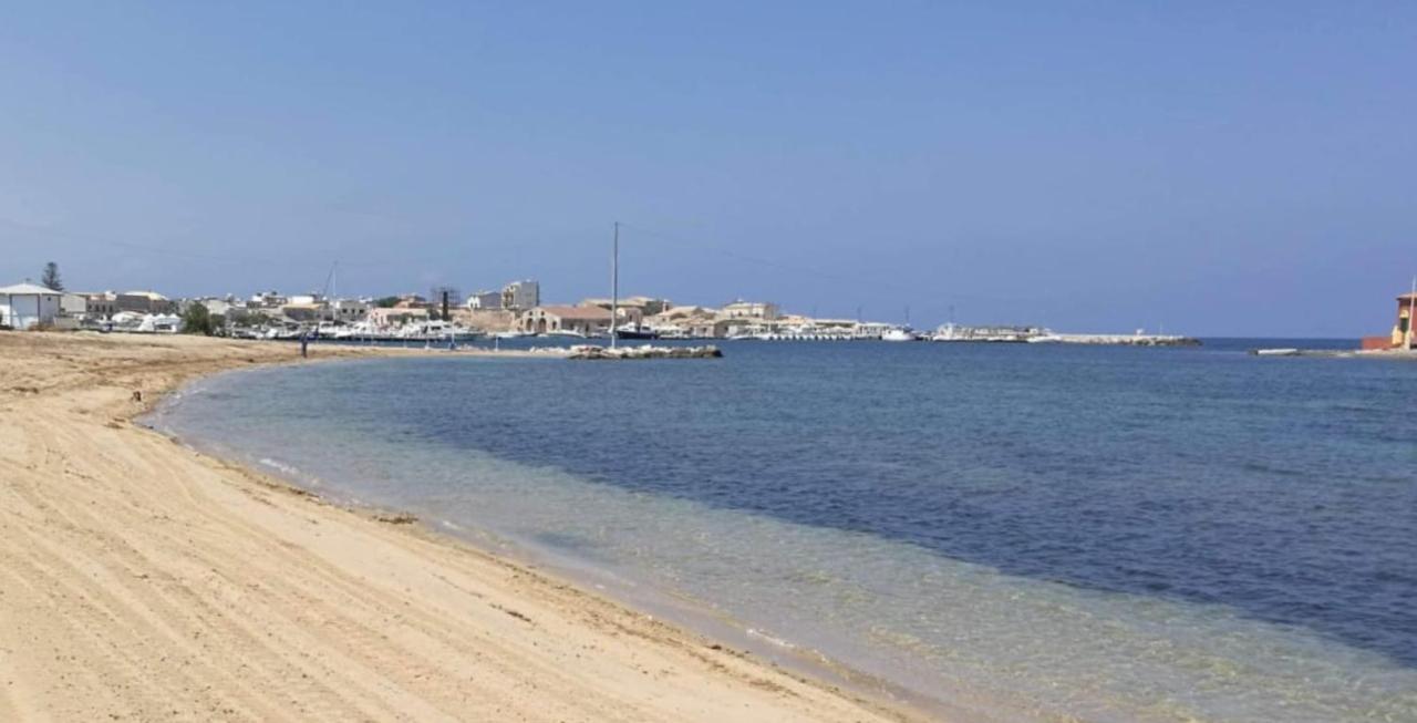 La Casa Sulla Spiaggia Marzamemi Bagian luar foto