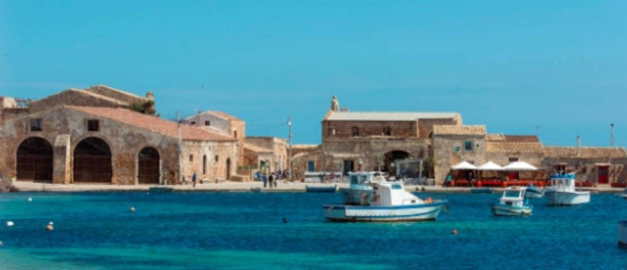 La Casa Sulla Spiaggia Marzamemi Bagian luar foto