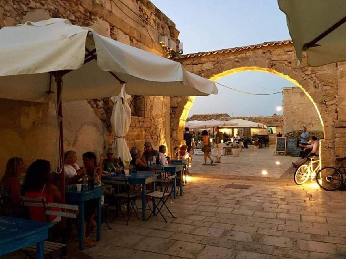 La Casa Sulla Spiaggia Marzamemi Bagian luar foto