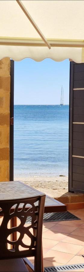 La Casa Sulla Spiaggia Marzamemi Bagian luar foto